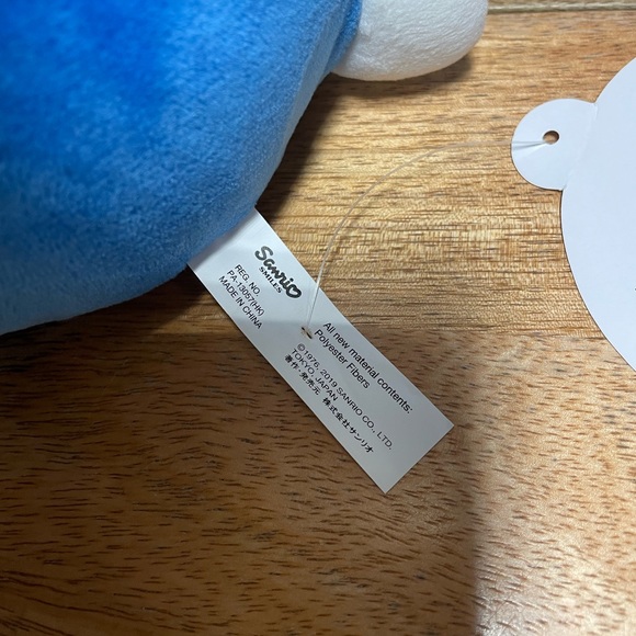 Sanrio Japan Hello Kitty 45th Anniversary Plush - Picture 9 of 9